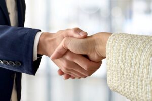 【弁護士・修習生の方向け】弁護士業務は、新たな出会いと別れの繰り返し（代表弁護士　田中今日太）