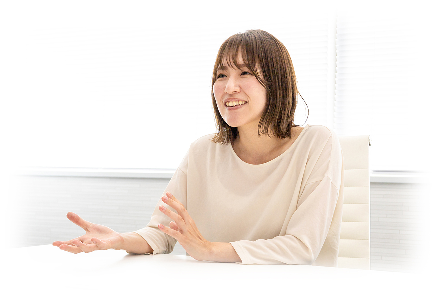 販売・サービス業からの転職歓迎！「事務未経験」でも「接客経験」を活かせる一般事務スタッフ